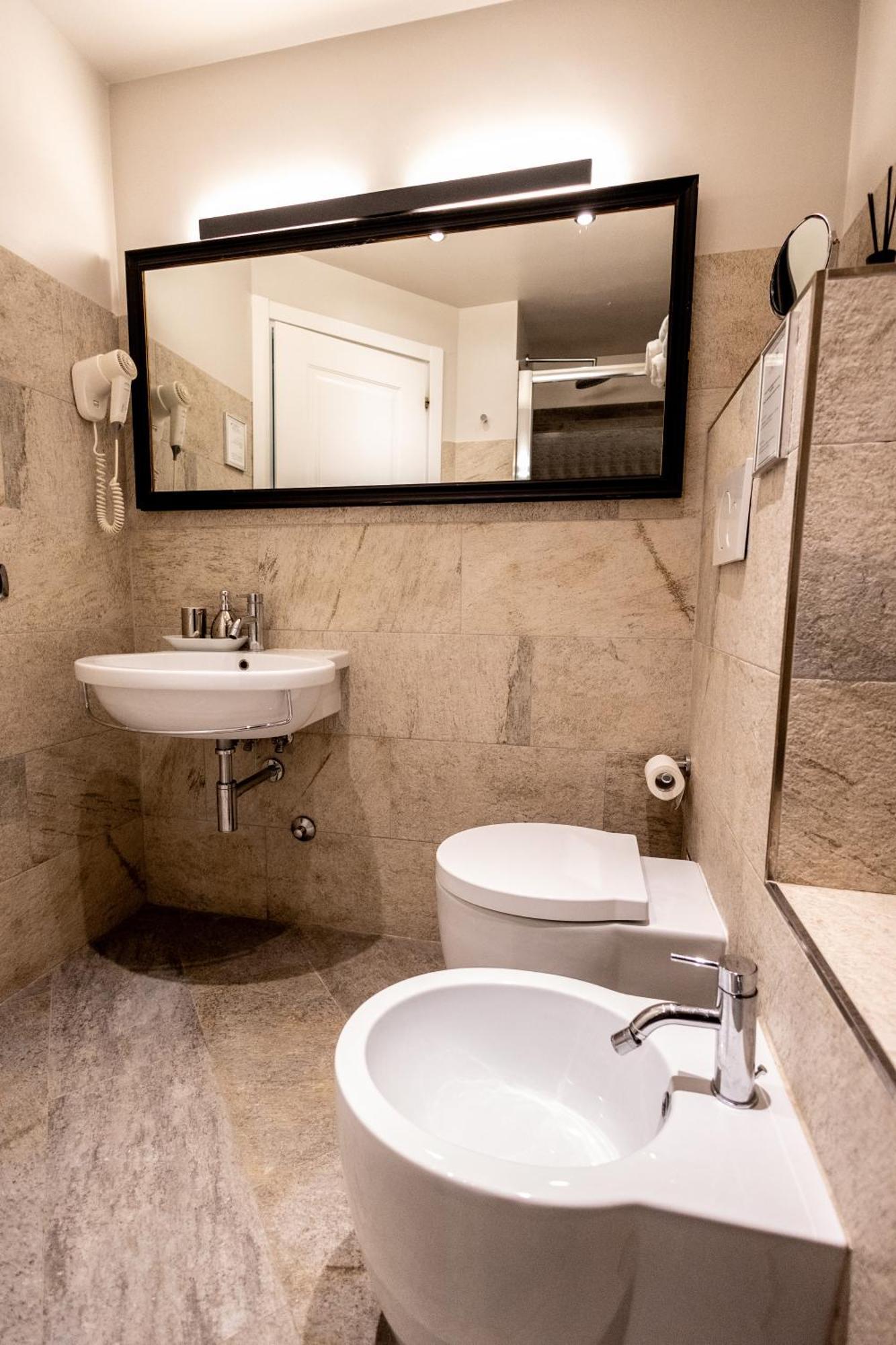 Mybedcavour Hotel Roma Ngoại thất bức ảnh
